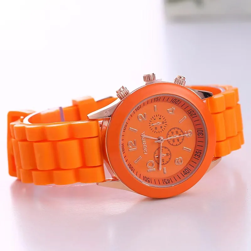 

2024 мужские часы Роскошный хронограф многофункциональные кварцевые часы парные стильные женские мужские наручные часы swatch A01
