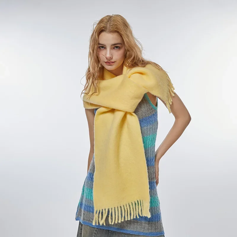 

2023 Autumn and Winter New Women's Wool Stapled Yarn Double Soft and Warm Scarf Thickened Blended Solid Color Neck Overlay Shawl
