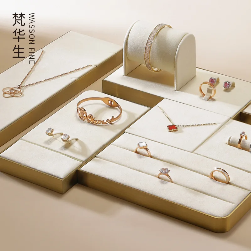 Прямая поставка с завода, подставка для сережек, ожерелий, колец, браслетов, часов, реквизит для хранения, счетчик
Прямая поставка с завода, подставка для сережек, ожерелий, колец, браслетов, часов, реквизит для хранения, счетчик