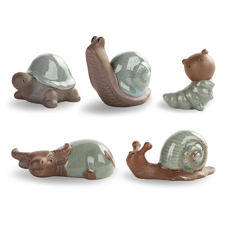 Chinese Style Ceramic Fish Tank Micro Landscape Decoration Cute Turtle and Snail Fish Tank Landscape Decoration Ornaments 
Chinese Style Ceramic Fish Tank Micro Landscape Decoration Cute Turtle and Snail Fish Tank Landscape Decoration Ornaments