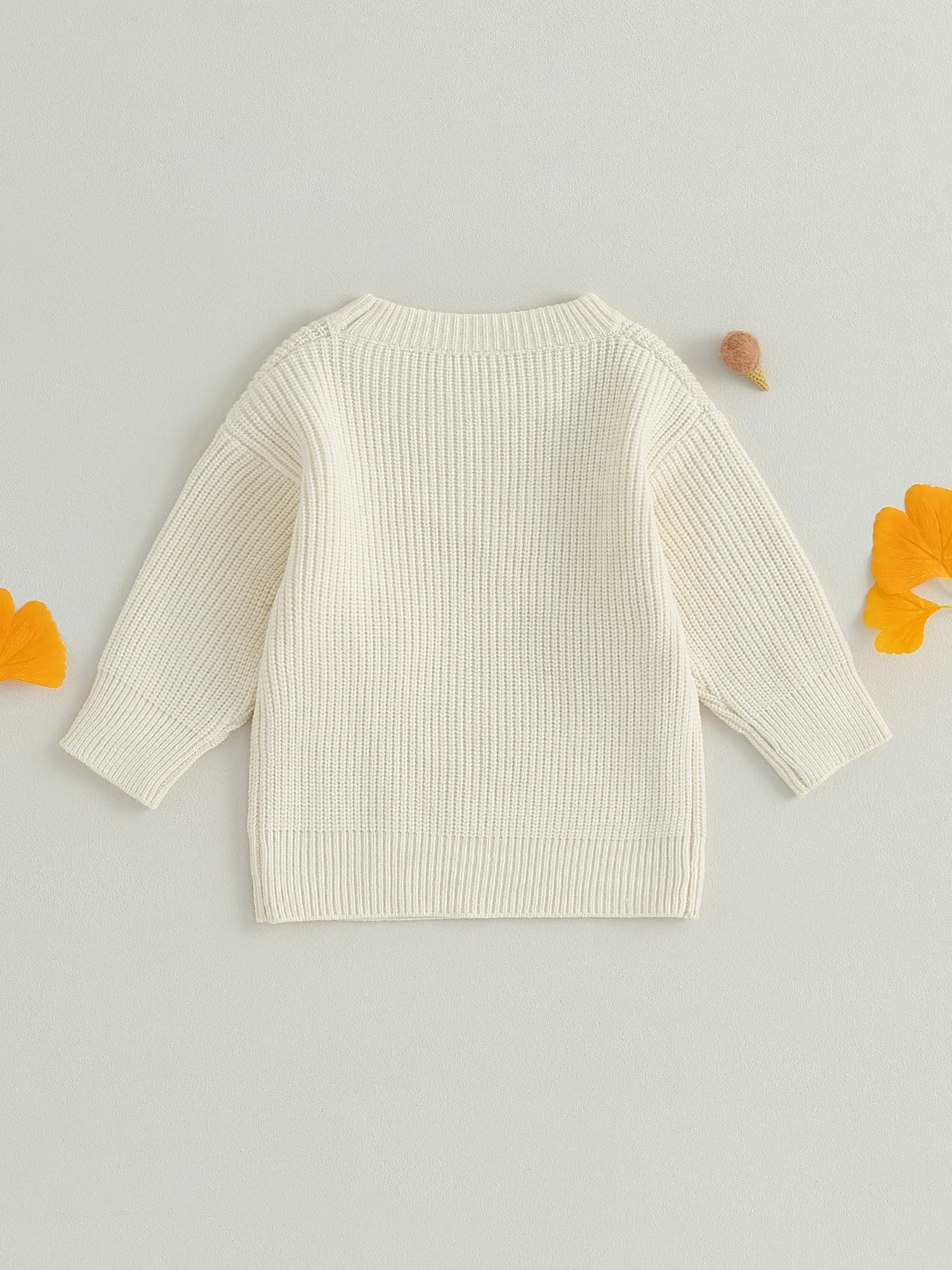Women s Cozy Autumn Winter Knit Sweater with Long Sleeves and Elegant Letter Embroidery Detail - Stylish Pullover Knitwear for
Women s Cozy Autumn Winter Knit Sweater with Long Sleeves and Elegant Letter Embroidery Detail - Stylish Pullover Knitwear for