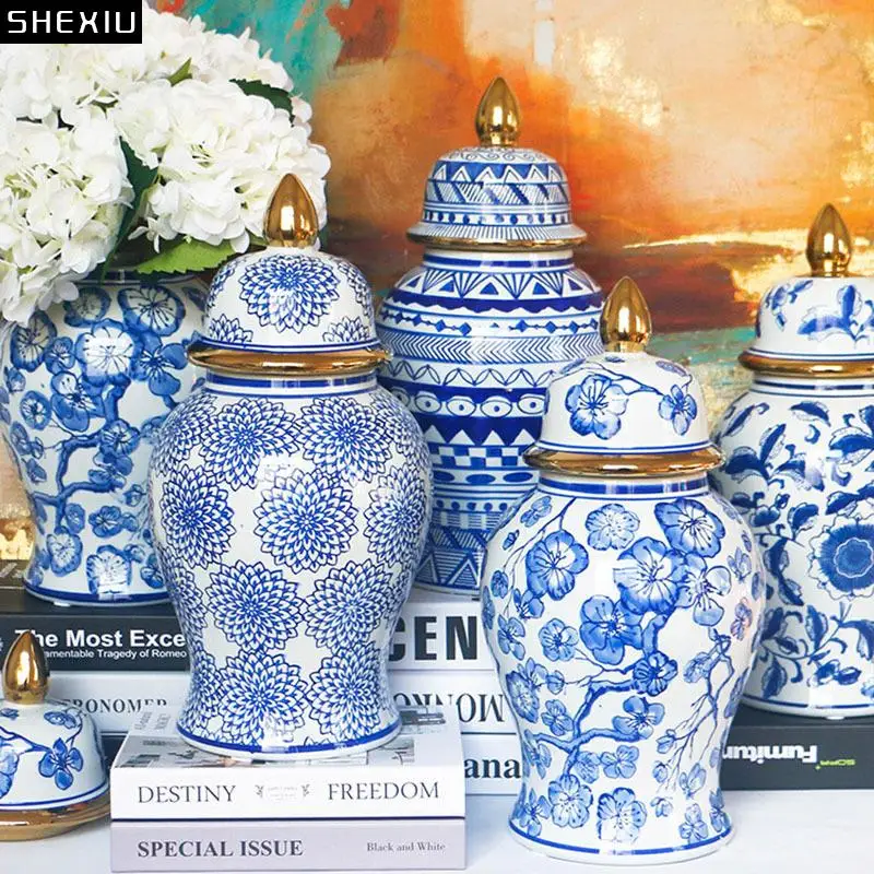 

Gold Plated Blue and White Porcelain Ginger Jar with Lids Ceramic General Jars Retro Tea Caddy Floral Vases Desk Decoration