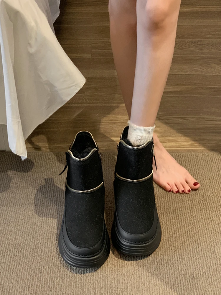 Женские ботинки с круглым носком-Женская обувь роскошная дизайнерская плюшевая зимняя обувь на молнии на Плоском Каблуке австралийская Мода 2023 года меховая Лолита
Женские ботинки с круглым носком-Женская обувь роскошная дизайнерская плюшевая зимняя обувь на молнии на Плоском Каблуке австралийская Мода 2023 года меховая Лолита