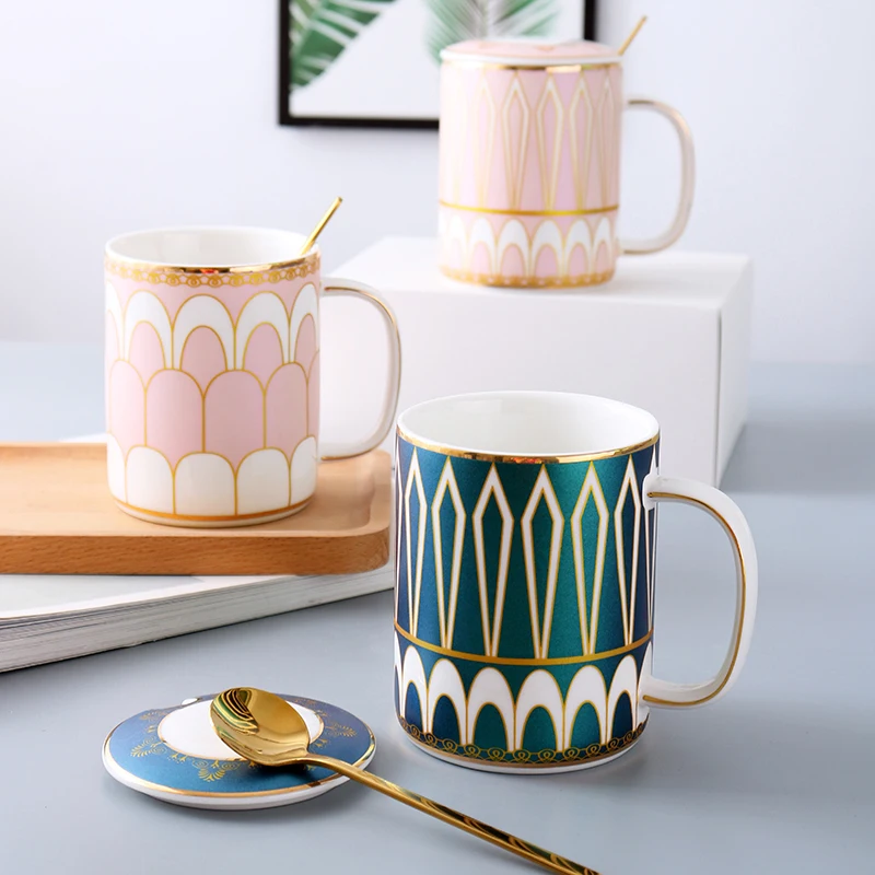 European-style Gold Ceramic Mugs with Spoon Cups for Home Breakfast, Milk Coffee Cups and Lovers Cups Are Exquisite Cup Sets
European-style Gold Ceramic Mugs with Spoon Cups for Home Breakfast, Milk Coffee Cups and Lovers Cups Are Exquisite Cup Sets