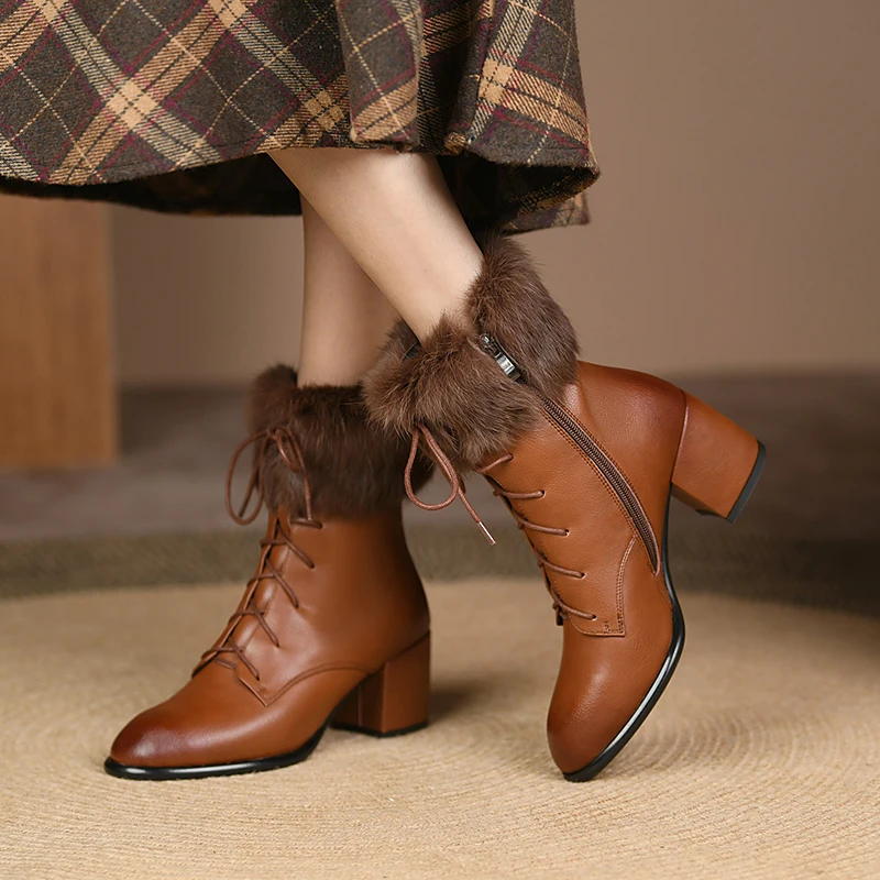 2022 European Russia winter boots natural leather warm snow boots 22-24.5cm One fur cow+wool ankle boots side zip Woolen boots
2022 European Russia winter boots natural leather warm snow boots 22-24.5cm One fur cow+wool ankle boots side zip Woolen boots
