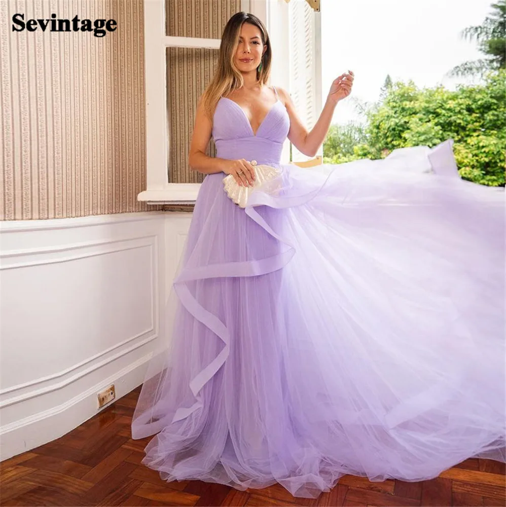 Sevintage Modest Lavender Tulle Prom Dresses V-Neck Spaghetti Strap Ruffles Ruched Floor Length Party Gowns vestidos de gala 
Sevintage Modest Lavender Tulle Prom Dresses V-Neck Spaghetti Strap Ruffles Ruched Floor Length Party Gowns vestidos de gala