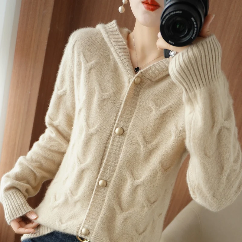 Cashmere Sweater Ladies 100% Pure Wool Hood Collar Cardigan 2022 Autumn/Winter New Knit Tops Casual Korean Loose Female Jacket
Cashmere Sweater Ladies 100% Pure Wool Hood Collar Cardigan 2022 Autumn/Winter New Knit Tops Casual Korean Loose Female Jacket