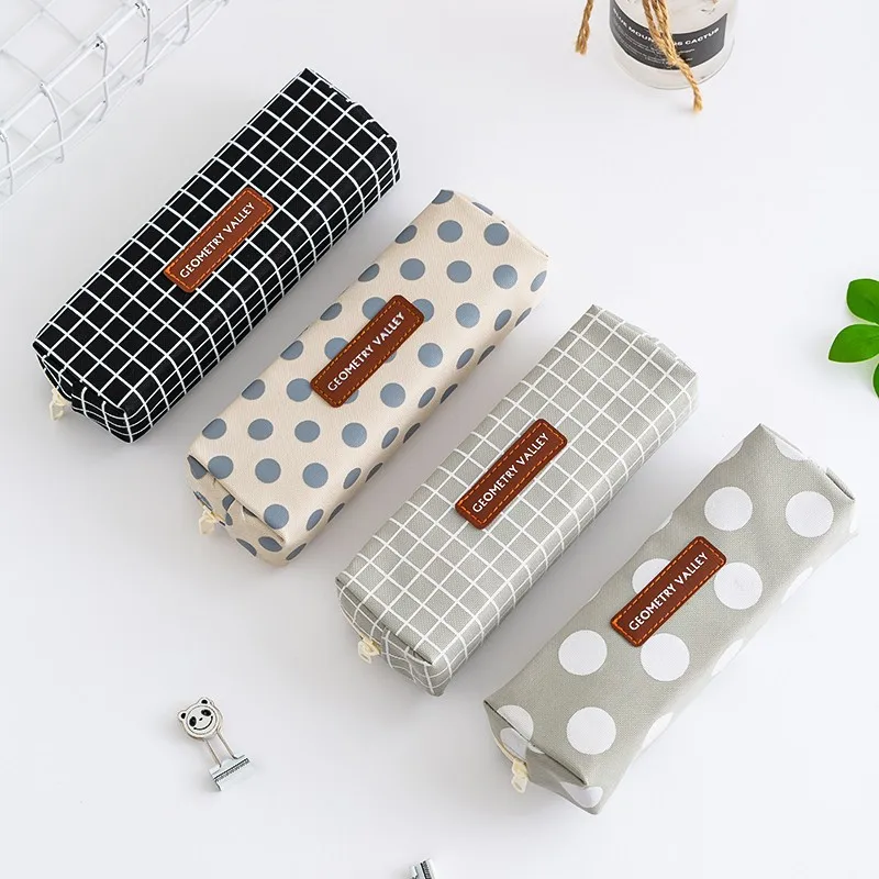 Brief Style geometry Grid Student Pencil Case School Pen Case Korean Stationery Canvas Large capacity Pencil Bag estojo escolar
Brief Style geometry Grid Student Pencil Case School Pen Case Korean Stationery Canvas Large capacity Pencil Bag estojo escolar