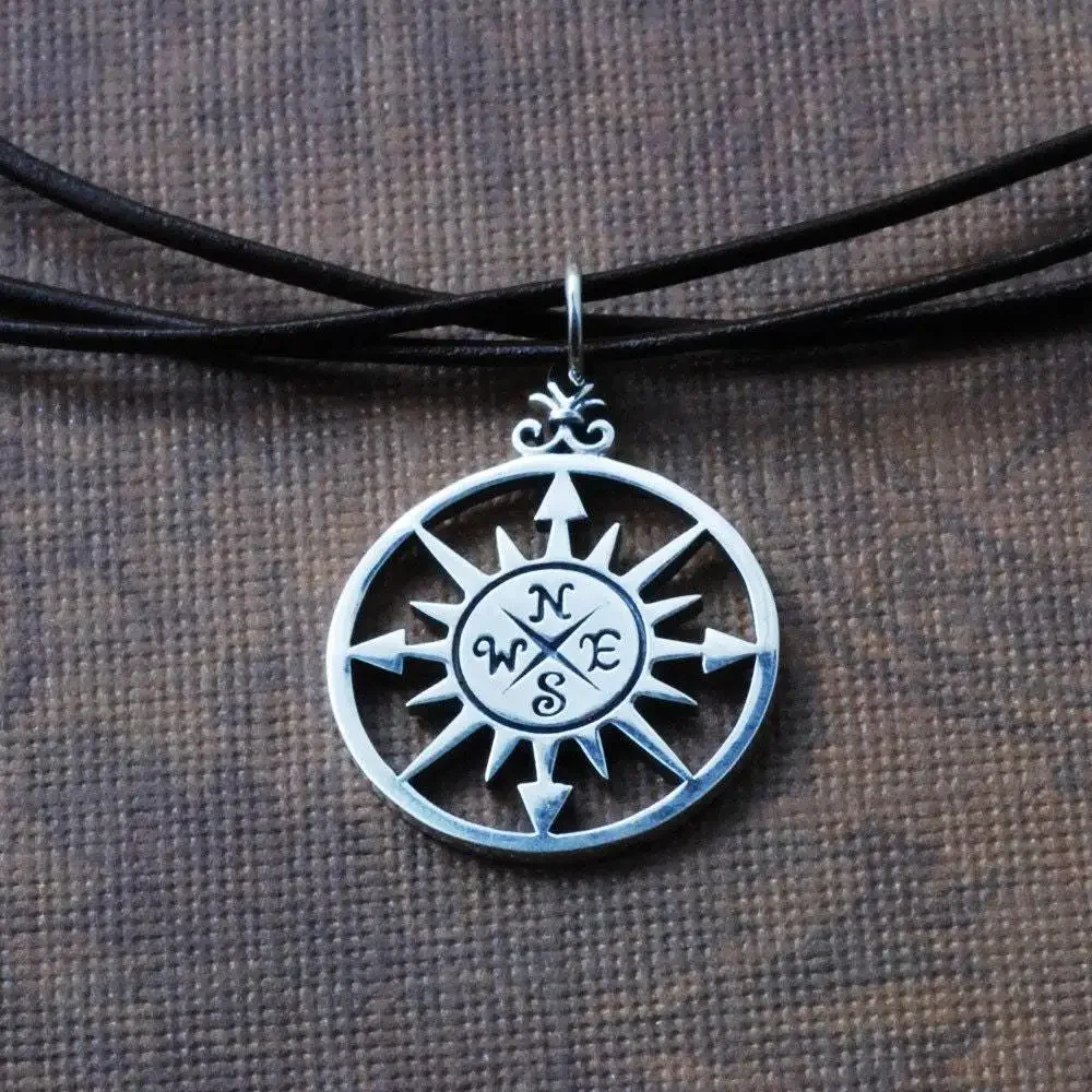 

CHUANGCHENG Nordic Minimalit Compa Cro Pendant Tainle Teel Men' Necklace Chains