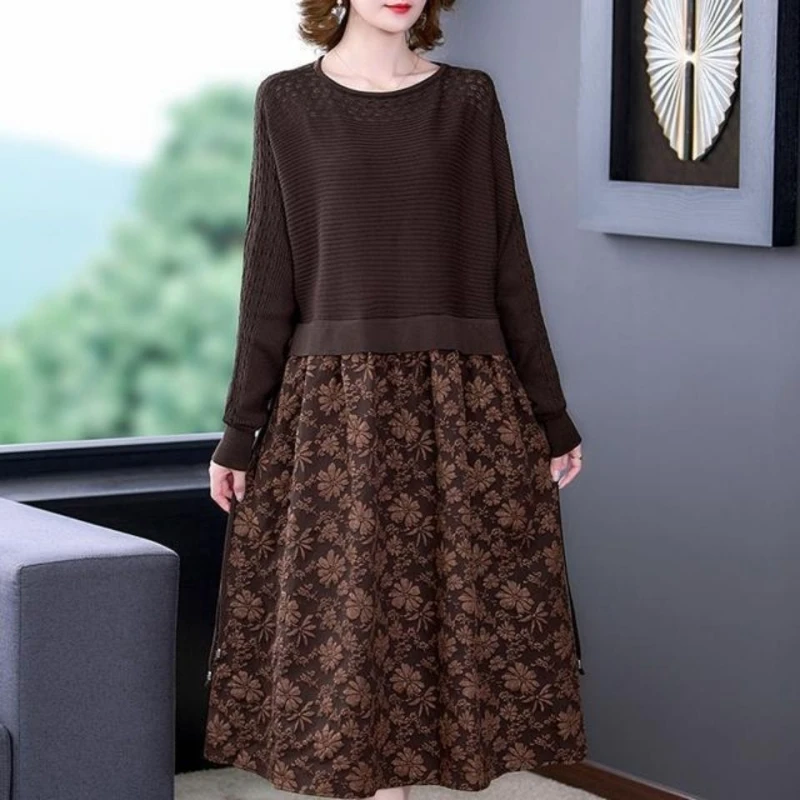 

Spring And Autumn Mom's Spliced Dress Autumn and Winter Middle aged Women's Waist Wrapped Mid length Bottom Skirt 2023 New