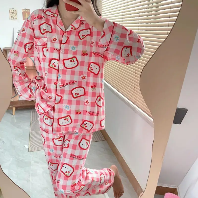 Пижама Hello Kitty для женщин, Sanrios Kawaii мультфильм, весна-осень, с длинным рукавом, хлопок, милый Kt Cat Girl Домашняя одежда, ночная рубашка, костюм, Новинка
Пижама Hello Kitty для женщин, Sanrios Kawaii мультфильм, весна-осень, с длинным рукавом, хлопок, милый Kt Cat Girl Домашняя одежда, ночная рубашка, костюм, Новинка