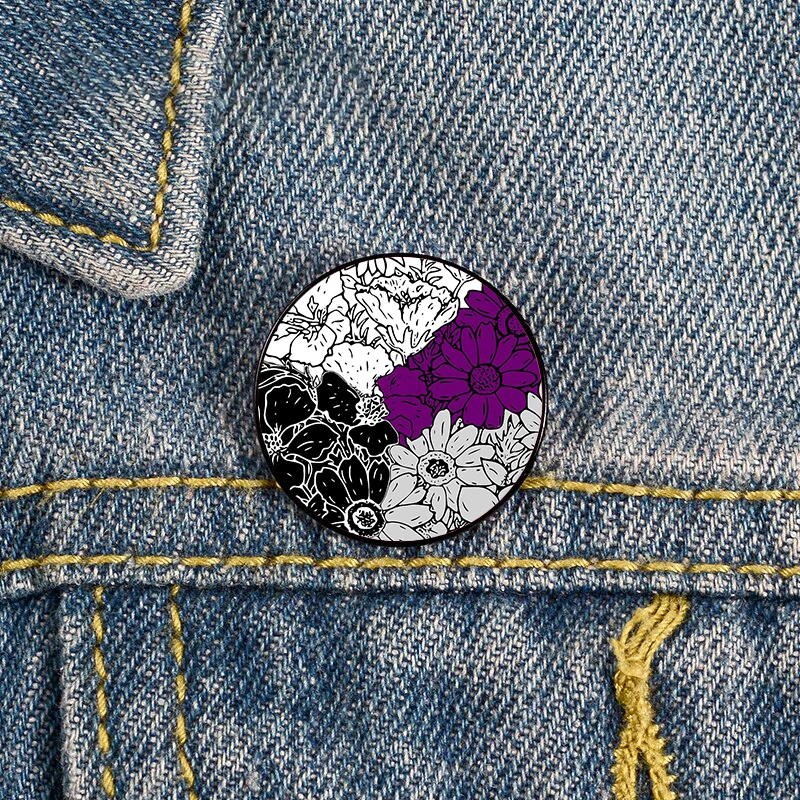 Demisexual pride Flowers Pin Custom Brooches Shirt Lapel teacher tote Bag backpacks Badge Cartoon gift brooches pins for women
Demisexual pride Flowers Pin Custom Brooches Shirt Lapel teacher tote Bag backpacks Badge Cartoon gift brooches pins for women