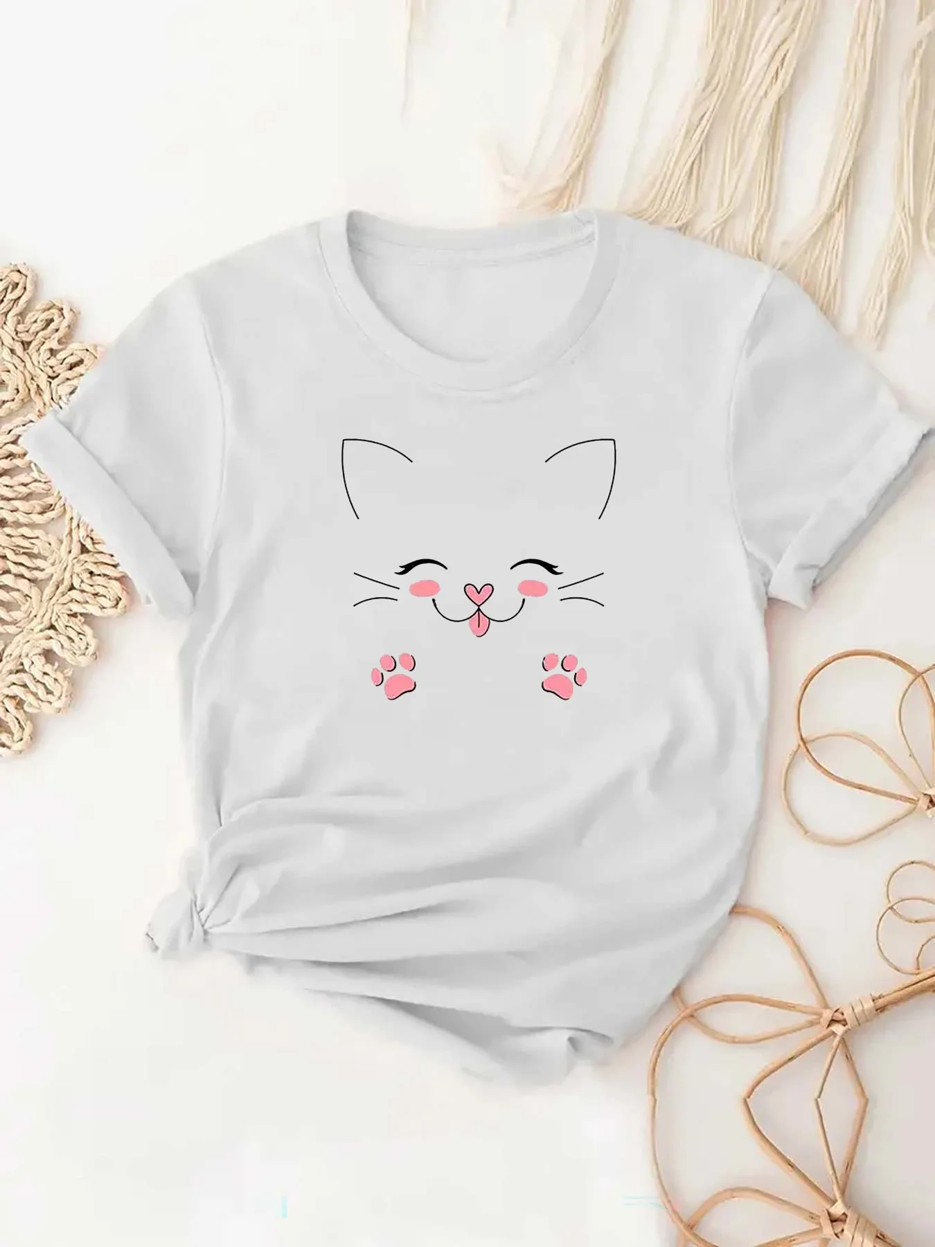 Cat Graphic Round Neck Sports Tee, Short Sleeves Casual Running Top, Women's Activewear
Cat Graphic Round Neck Sports Tee, Short Sleeves Casual Running Top, Women's Activewear