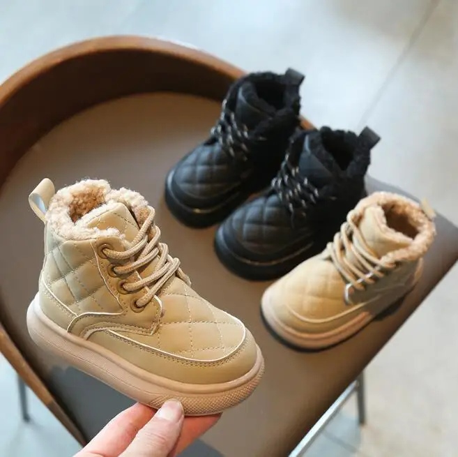Kids Snow Boots for Boys Girls High Quality Winter Warm Waterproof Children Cotton Sport Shoes Sneakers Boy Ankle Snow Boots
Kids Snow Boots for Boys Girls High Quality Winter Warm Waterproof Children Cotton Sport Shoes Sneakers Boy Ankle Snow Boots