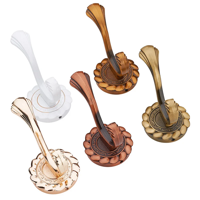 5 шт. новые хромированные золотые настенные крючки и вешалки, вешалки и металлические аксессуары для ванной комнаты крючки для полотенец и пальто 
5 шт. новые хромированные золотые настенные крючки и вешалки, вешалки и металлические аксессуары для ванной комнаты крючки для полотенец и пальто