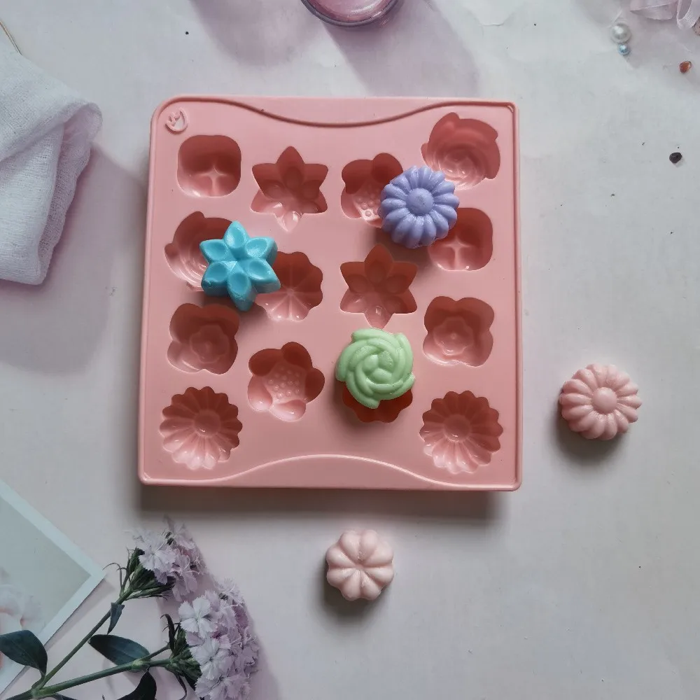 DIY Flower Chocolate Silicone Molds Brand Food Grade Cake Mould Candy Dessert Baking Cake Decoration Kitchen Accessorie
DIY Flower Chocolate Silicone Molds Brand Food Grade Cake Mould Candy Dessert Baking Cake Decoration Kitchen Accessorie