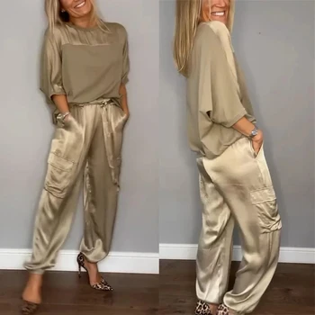 Conjunto de Duas Peças Feminino de Malha com Top de Gola Redonda e Calças Longas 7 Women Spring Summer Fashion Solid Color Satin Two Piece Set Round Neck Long sleeved Top Long Pants Casual Loose Two Piece Set