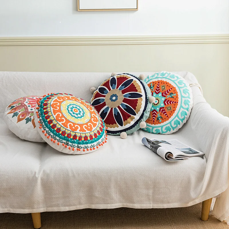 Moroccan Style Throw Pillow Case Embroider Craft Round Unstuffed Seat Cushion Bay Window Homestay Decor Ottoman Covers
Moroccan Style Throw Pillow Case Embroider Craft Round Unstuffed Seat Cushion Bay Window Homestay Decor Ottoman Covers