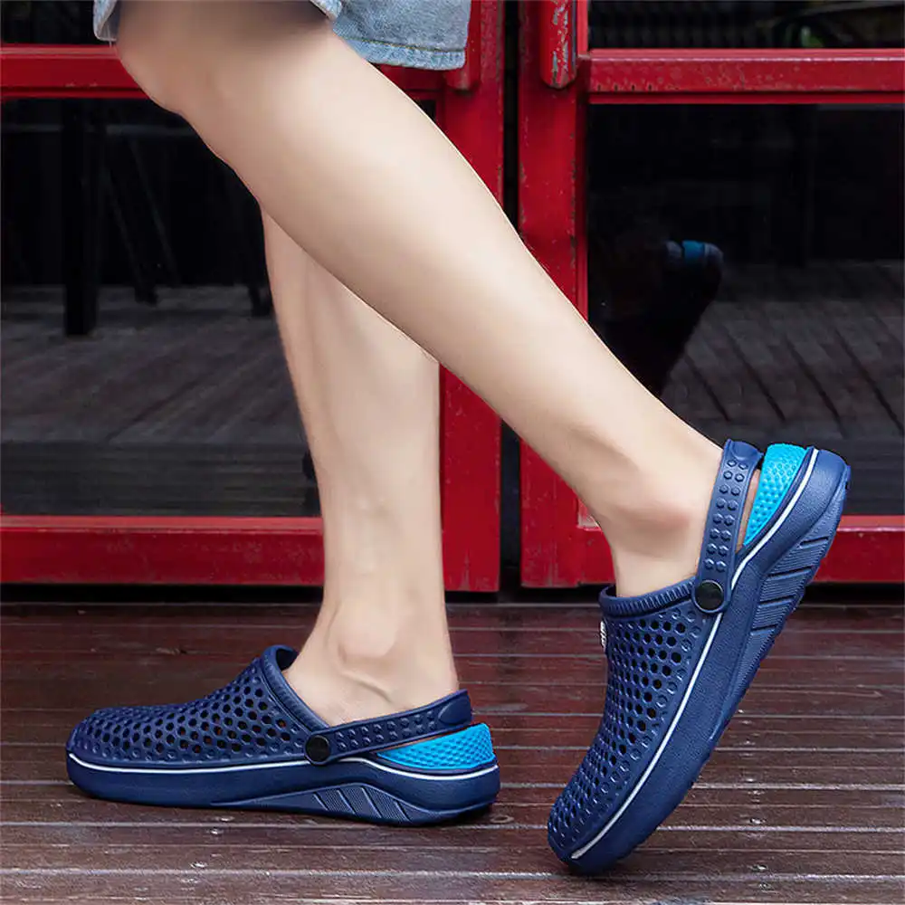 Мужские Пляжные шлепанцы с ремешком для душа, брендовые сандалии, брендовые кроссовки 2022, спортивные технологии, Тапочки
Мужские Пляжные шлепанцы с ремешком для душа, брендовые сандалии, брендовые кроссовки 2022, спортивные технологии, Тапочки