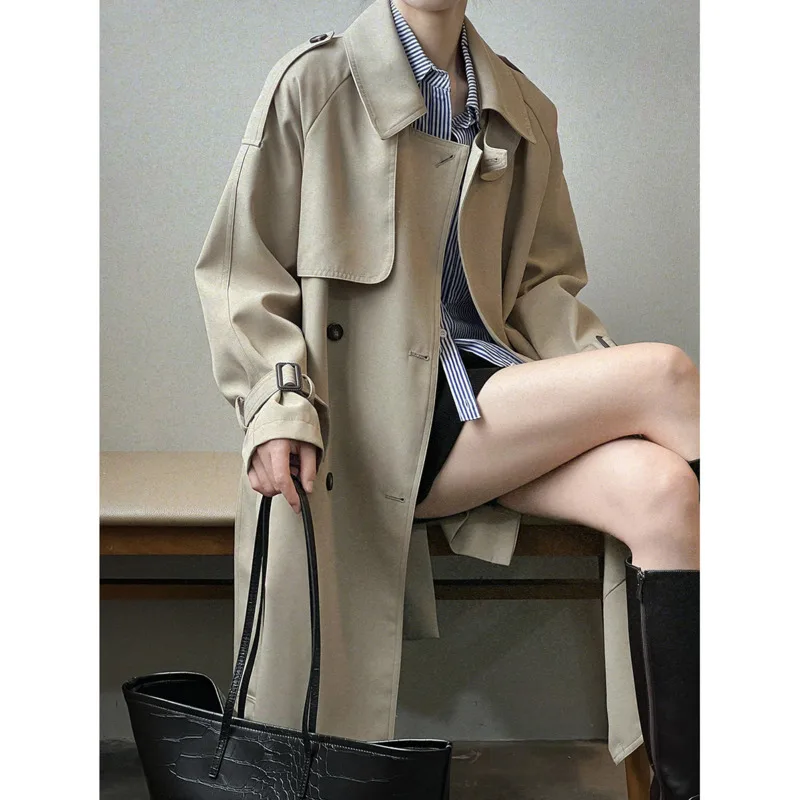 2023 Spring Double-breasted Women Trench Coat Lapel Loose Straight Drop Shoulder Sleeve Long Coat Korean Tops
2023 Spring Double-breasted Women Trench Coat Lapel Loose Straight Drop Shoulder Sleeve Long Coat Korean Tops