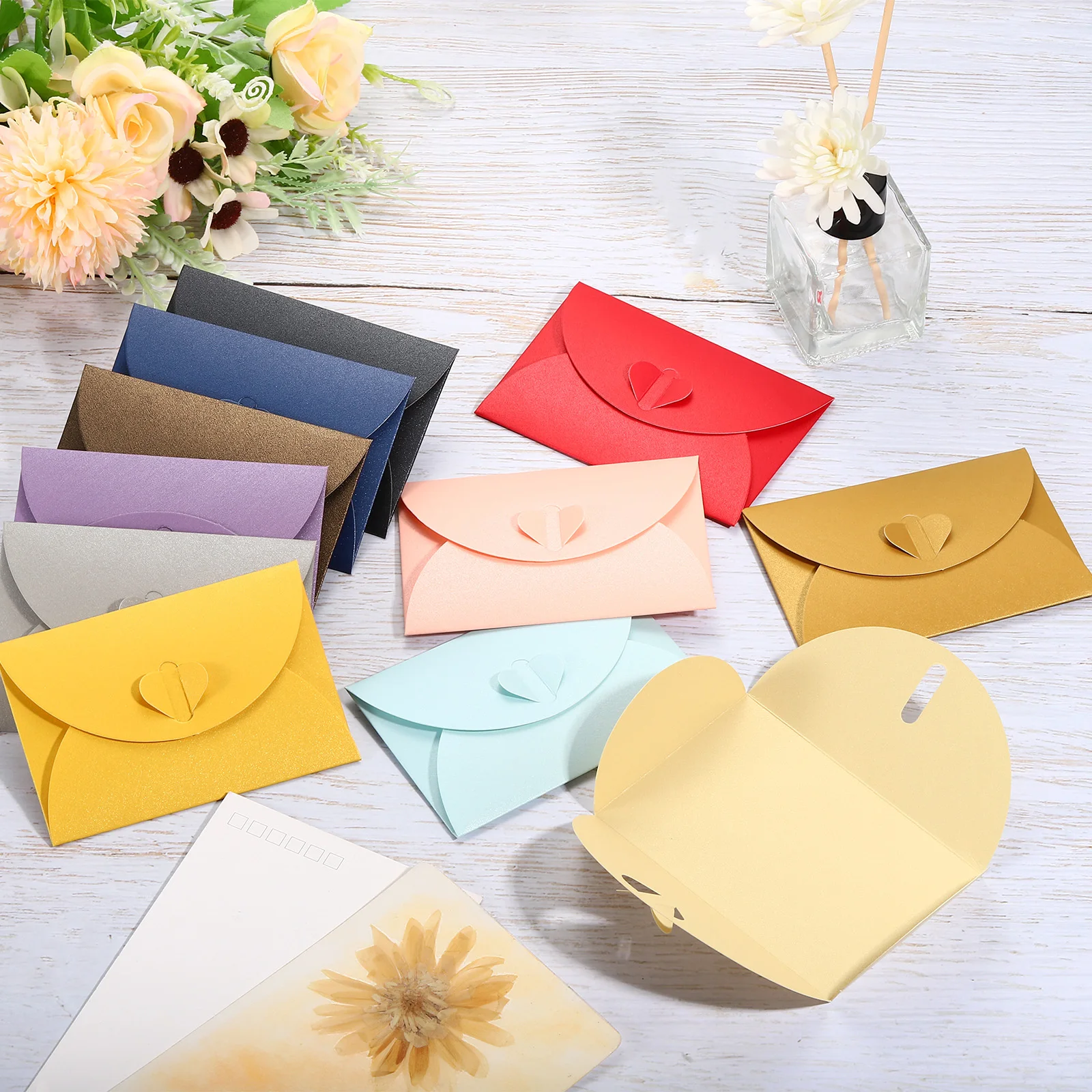 

36Pcs 10.5x7cm Small Greeting Card Name Card Envelope Heart Shaped Clasp Gift Cards Holder Love Pearlescent Paper Mini Envelopes