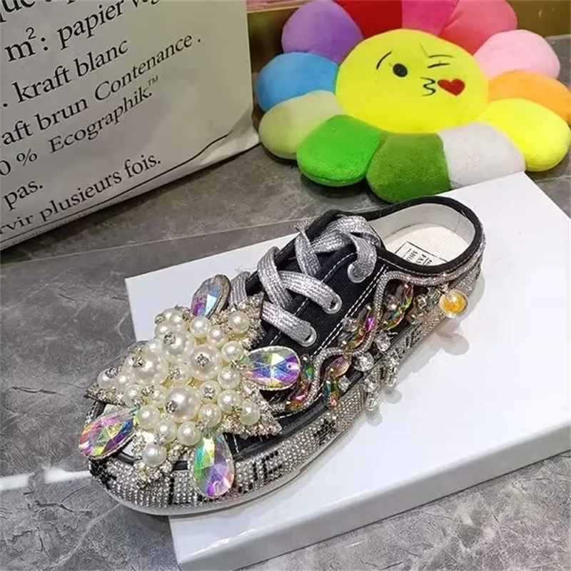Spring and autumn pearl rhinestones hand custom canvas slippers lace-up fashion low-top casual sports shoes for women 35-40
Spring and autumn pearl rhinestones hand custom canvas slippers lace-up fashion low-top casual sports shoes for women 35-40