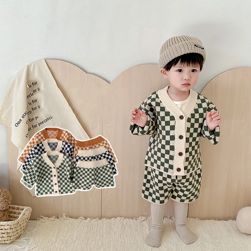 Boy Girl Children Knitted Classic Retro Plaid Long Sleeves Bodysuit Baby Cotton Casual Sweater+Shorts 2pcs Kid Fashion Coat Set
Boy Girl Children Knitted Classic Retro Plaid Long Sleeves Bodysuit Baby Cotton Casual Sweater+Shorts 2pcs Kid Fashion Coat Set