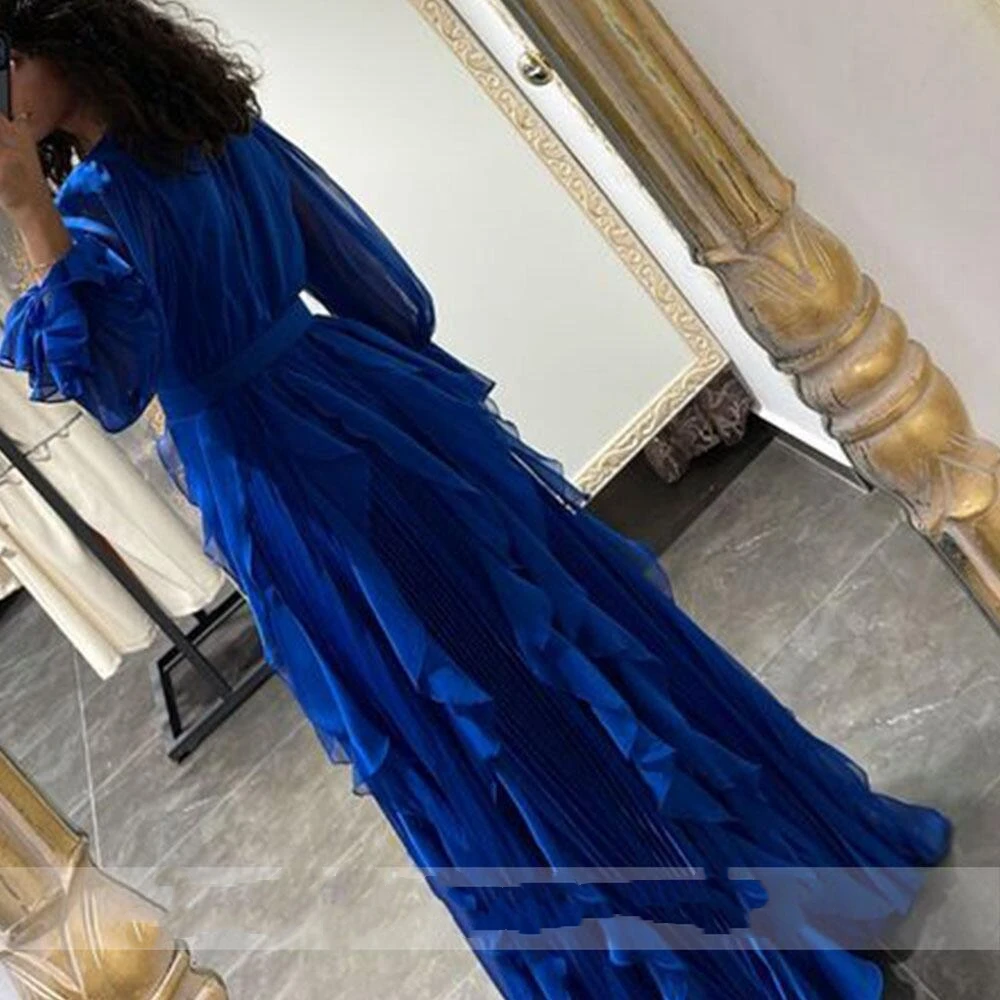 Elegant Royal Blue Satin Long Sleeve Gown with Applique V-Neck Belt Floor-Length Evening Gown for Women فساتين للحفلات الراقصة
Elegant Royal Blue Satin Long Sleeve Gown with Applique V-Neck Belt Floor-Length Evening Gown for Women فساتين للحفلات الراقصة