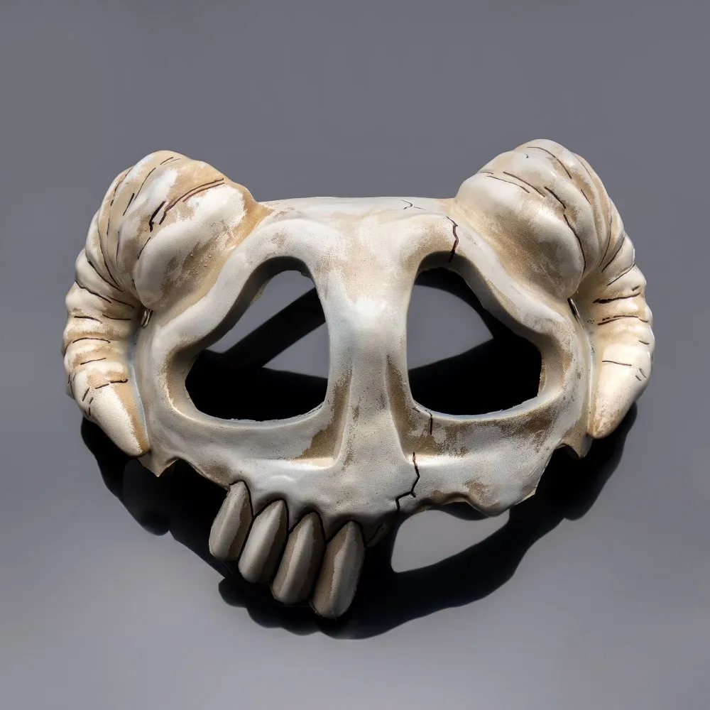 Bleach Neliel Helmet Cosplay Antelope Lolita Headwear Vintage Girls Gothic Horn Carnival Halloween Party Costume Props
Bleach Neliel Helmet Cosplay Antelope Lolita Headwear Vintage Girls Gothic Horn Carnival Halloween Party Costume Props