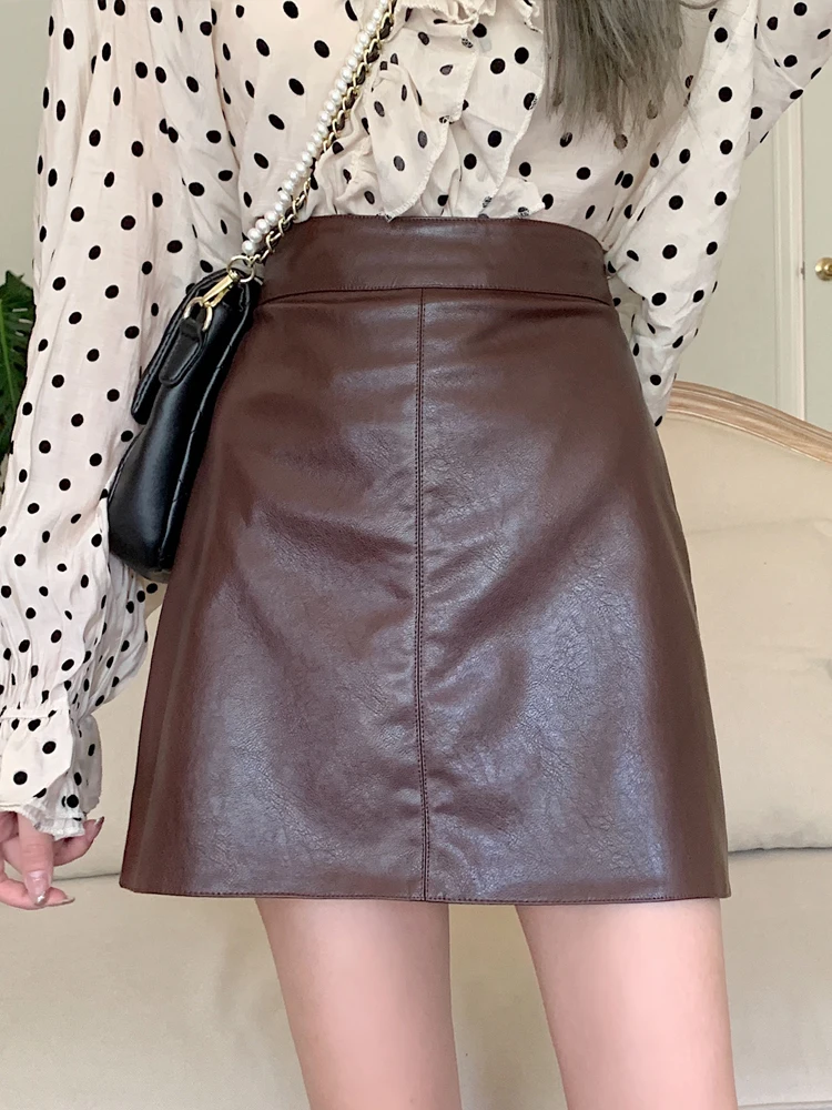 Casual Women High Waist Skirt PU Leather Package Hip Mini A-line Skirts Summer Ladies Streetwear
Casual Women High Waist Skirt PU Leather Package Hip Mini A-line Skirts Summer Ladies Streetwear