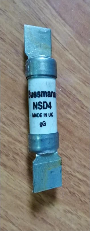 

Bussmann NSD4 4A 550V gG BS88 / NSD2 NSD6 NSD10 NSD12 NSD16 NSD20 NSD25 NSD32 32A Fuses