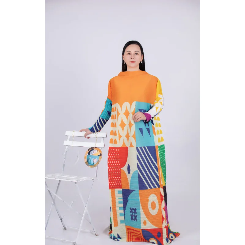 Autumn Miyake Pleated New Print Dress Color Contrast Round Neck Long Sleeve Temperament Loose Fashion Elegant Women's Long Dress
Autumn Miyake Pleated New Print Dress Color Contrast Round Neck Long Sleeve Temperament Loose Fashion Elegant Women's Long Dress