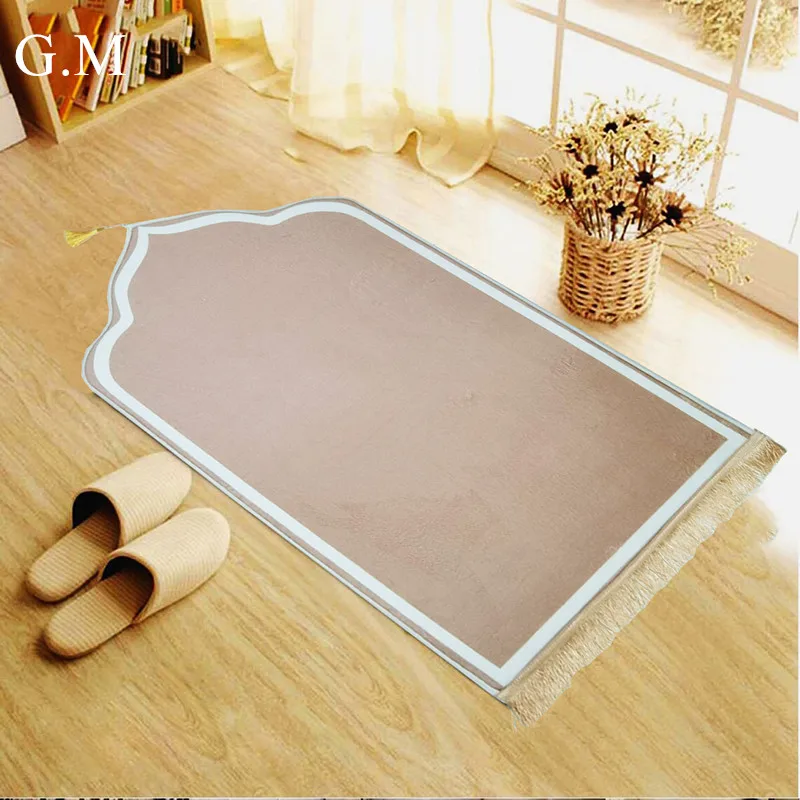 

Flannel Muslim Non-slip Prayer Rug Worship Kneel Embossing Floor Carpets Portable Travel Prayer Mat Islamic Ramadan Eid Gift