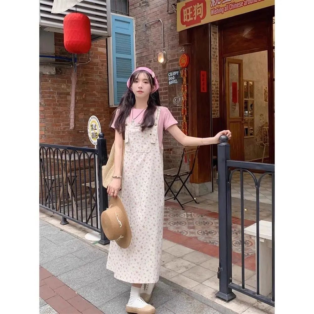 Floral strappy dress female summer 2024 new fashion loose long skirt Korean small fresh women's skirt
Floral strappy dress female summer 2024 new fashion loose long skirt Korean small fresh women's skirt