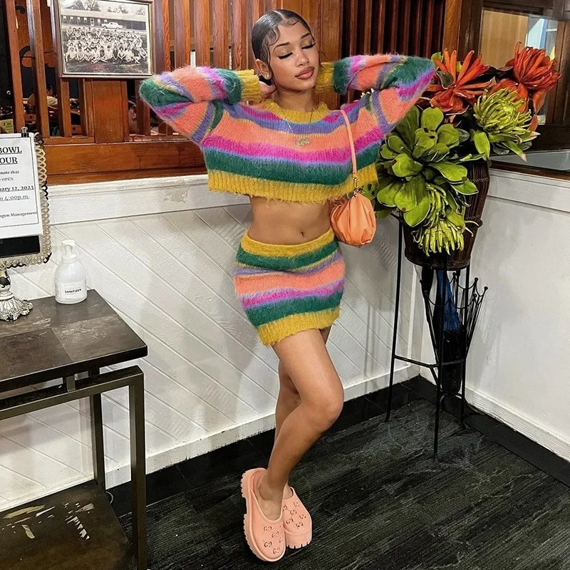 Knit Women Two Piece Sets Rainbow Long Sleeve Crop Top And Skinny Skirt Knitted Slim Streetwear Autumn Winter Suit Outfits
Knit Women Two Piece Sets Rainbow Long Sleeve Crop Top And Skinny Skirt Knitted Slim Streetwear Autumn Winter Suit Outfits