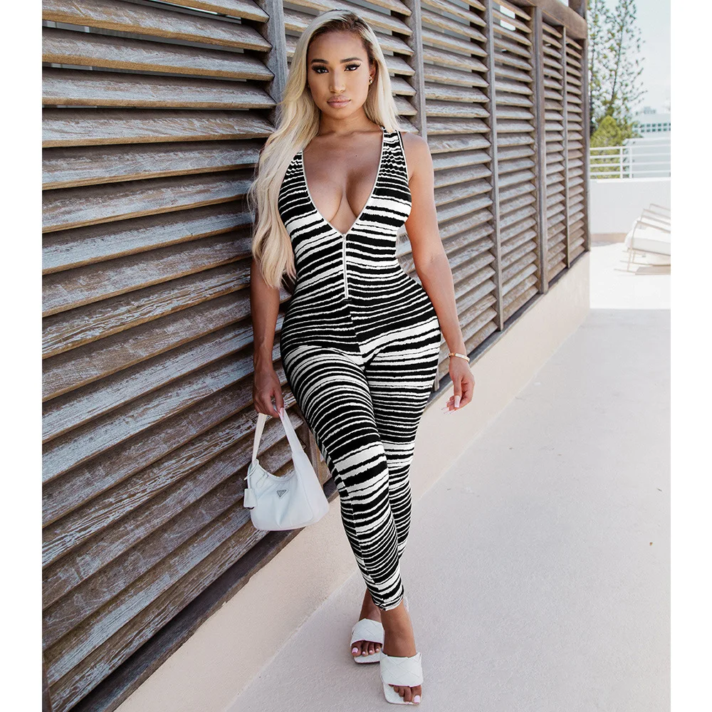 Summer Sexy Zipper V Neck Sleeveless Pencil Pants Skinny Romper Overalls Y2K Casual Striped Print Sporty Jumpsuit for Women
Summer Sexy Zipper V Neck Sleeveless Pencil Pants Skinny Romper Overalls Y2K Casual Striped Print Sporty Jumpsuit for Women