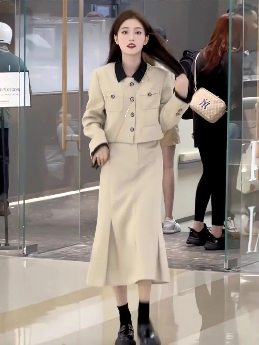 Temperament Tweed Hepburn Style Blazer Dress 2024 New Women Autumn and Winter Matching A Whole Set Outfit Petite High Quality
Temperament Tweed Hepburn Style Blazer Dress 2024 New Women Autumn and Winter Matching A Whole Set Outfit Petite High Quality