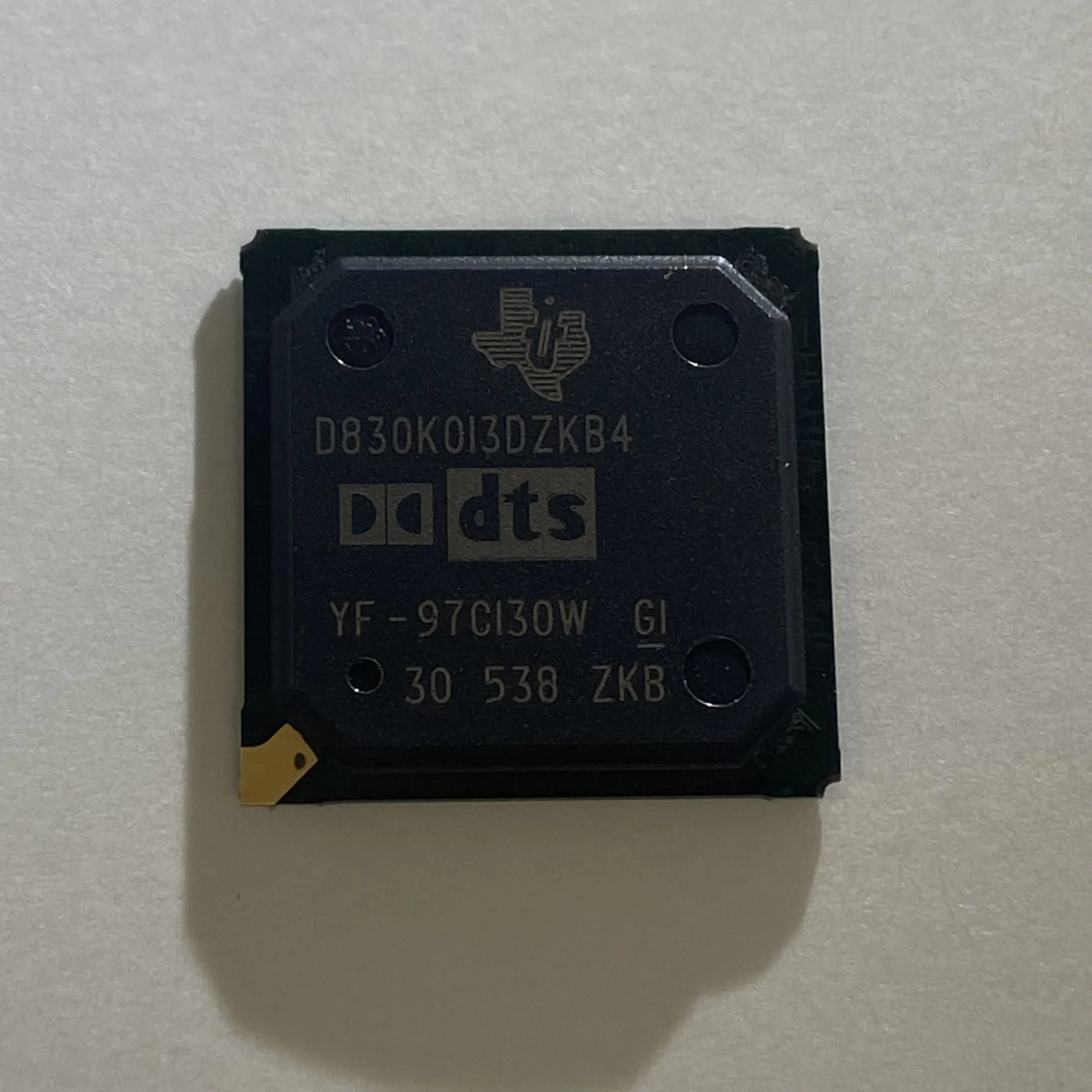 

D830K013BZKB4 D810K013DZKB4 package BGA new original imported chip