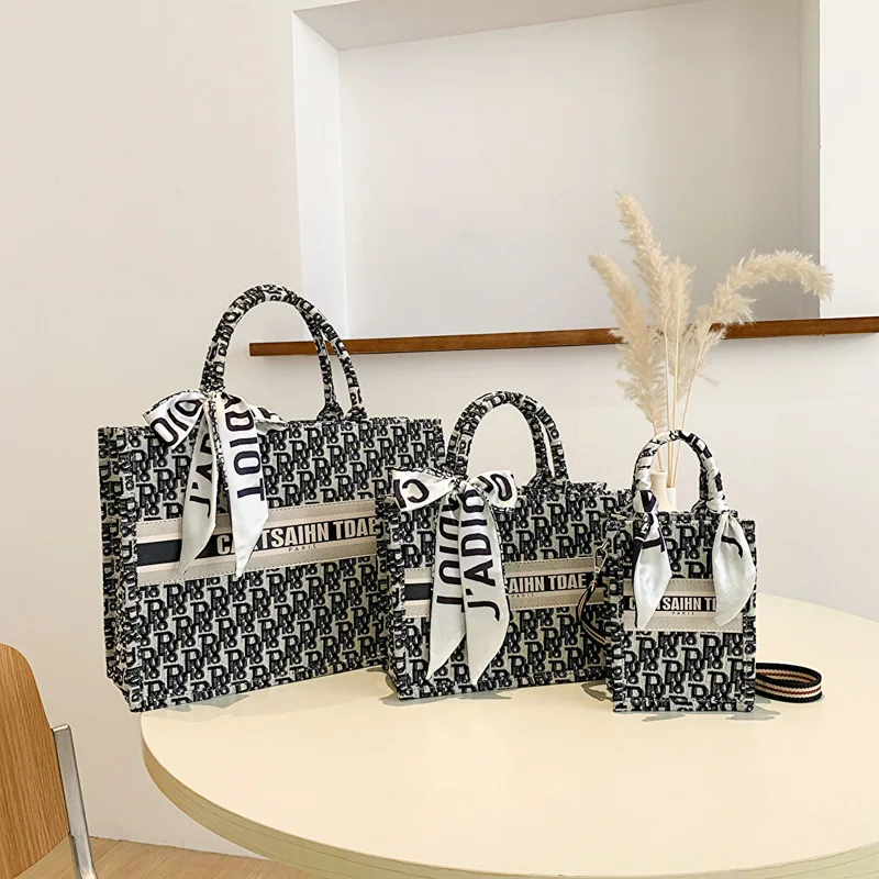 Embroidery Canvas Tote Handbag Crossbody Shoulder Bag Tote Large Capacity Cotton Christmas Birthday Gift Travel Accessories
Embroidery Canvas Tote Handbag Crossbody Shoulder Bag Tote Large Capacity Cotton Christmas Birthday Gift Travel Accessories