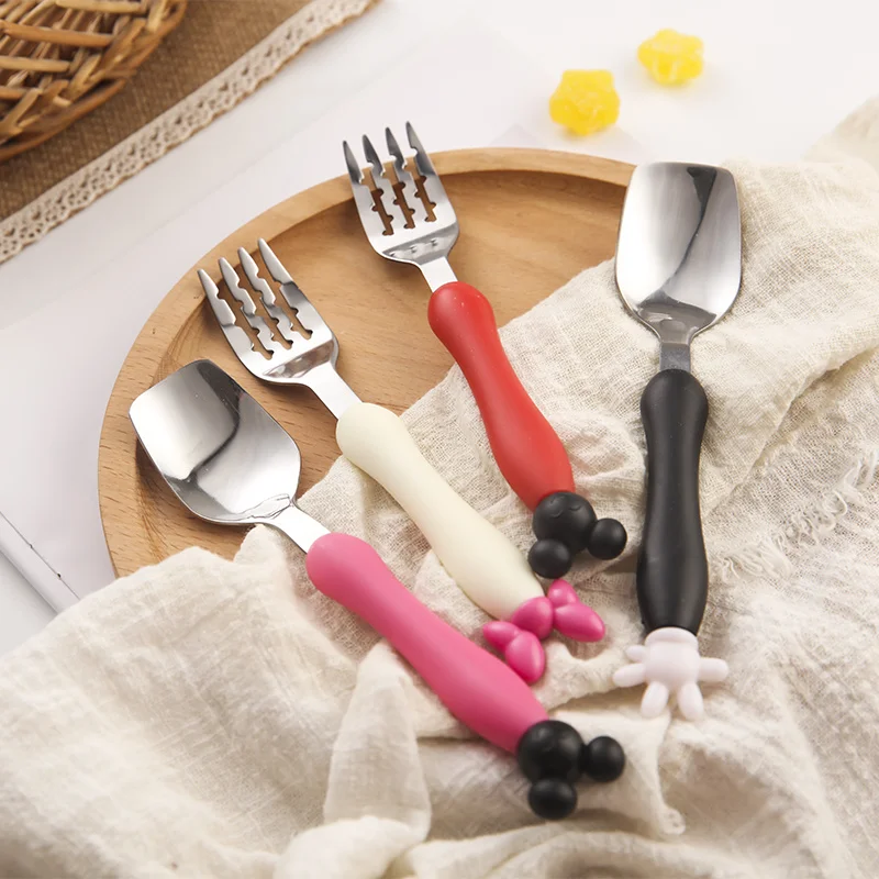 2pcs Kids Fork Spoon Set Mother And Baby Gift Tableware Cartoon Mickey Minnie Fork Spoon Tableware Set Soft Silicone Handle
2pcs Kids Fork Spoon Set Mother And Baby Gift Tableware Cartoon Mickey Minnie Fork Spoon Tableware Set Soft Silicone Handle