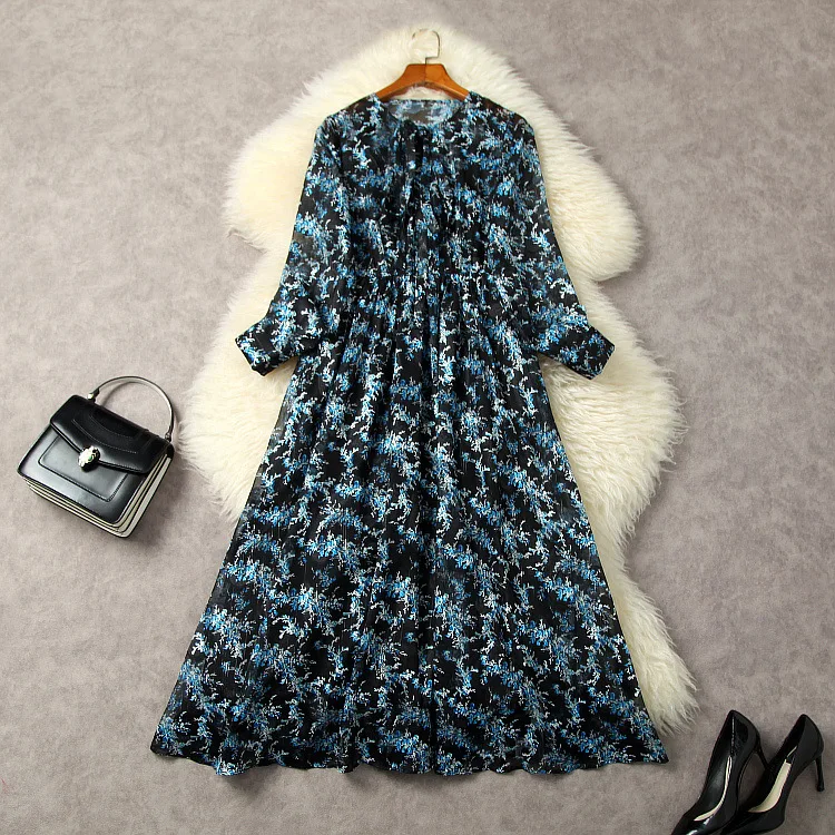 European and American women's clothes 2023 spring new Round neck Long-sleeved blue print Fashion pleated dress
European and American women's clothes 2023 spring new Round neck Long-sleeved blue print Fashion pleated dress