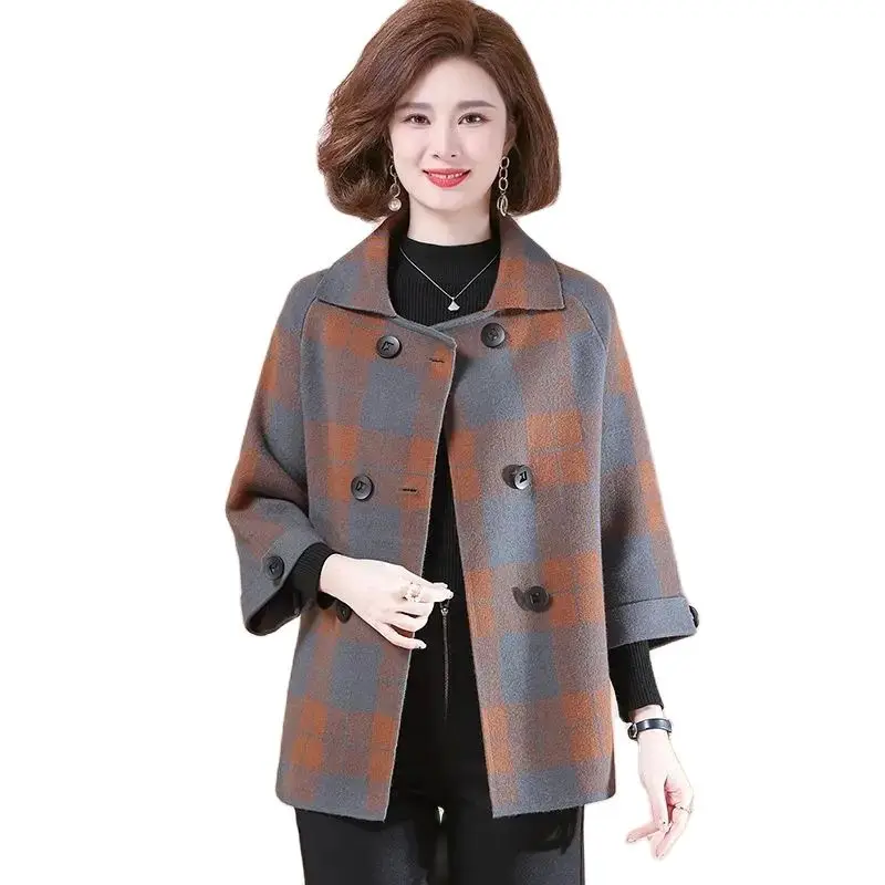 Fashion Mom Spring and Autumn Thin Plaid Loose Knitted Jacket Middle-aged And Old Nine-point Sleeve Square Collar Wool Jacket5XL
Fashion Mom Spring and Autumn Thin Plaid Loose Knitted Jacket Middle-aged And Old Nine-point Sleeve Square Collar Wool Jacket5XL