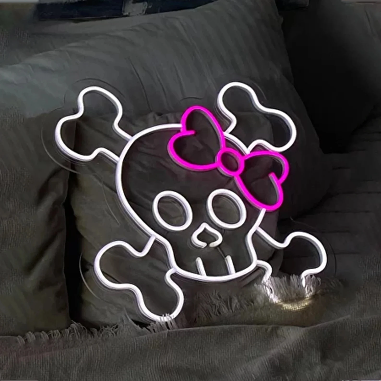 Bowknot Skull Neon Sign USB Powered for Room Decor, Anime Skull LED Neon Light Dimmable Night Lamp for Game Room Man Cave Bar
Bowknot Skull Neon Sign USB Powered for Room Decor, Anime Skull LED Neon Light Dimmable Night Lamp for Game Room Man Cave Bar