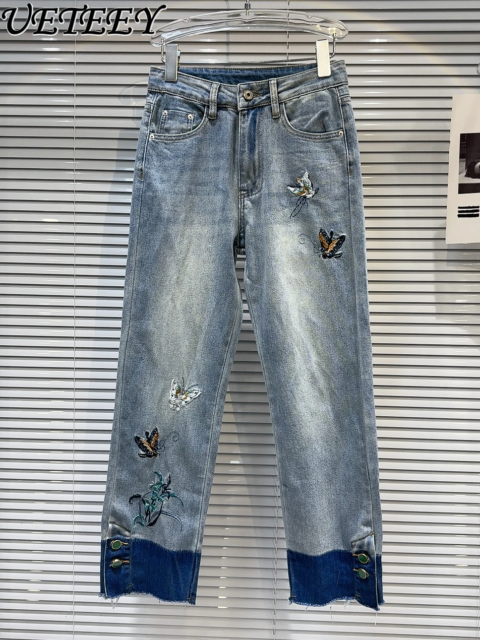 

Women's Casual All-Match Jeans 2024 Spring New Chinese Style Butterfly Embroidered Washed Gradient Cropped Straight Denim Pants