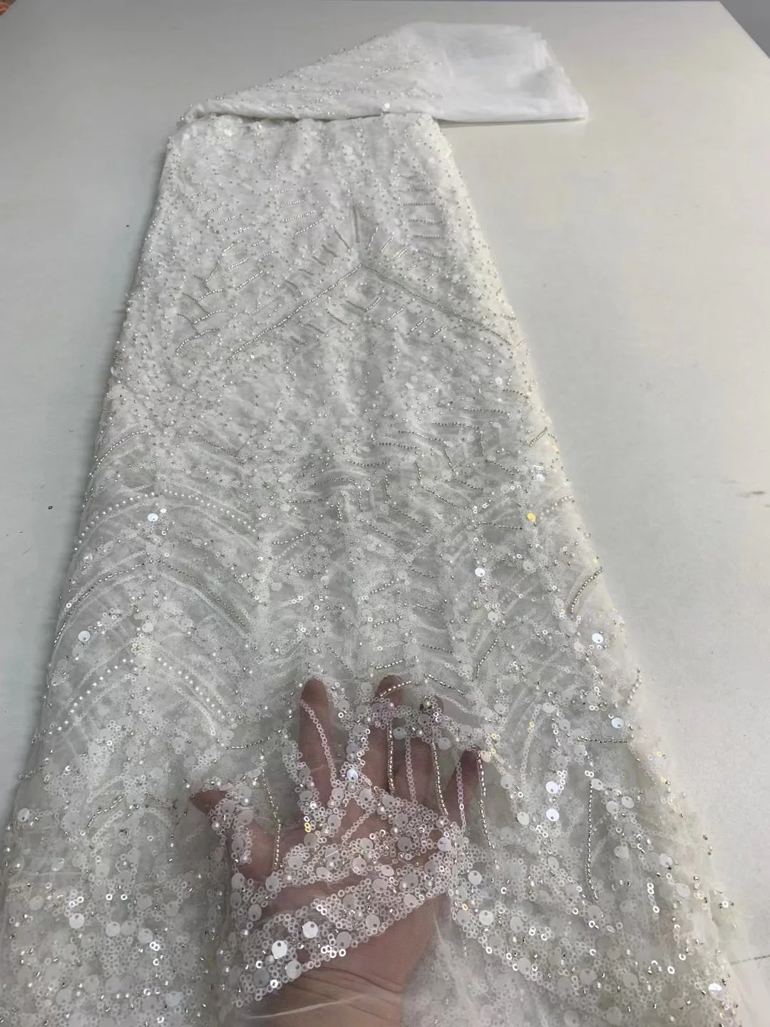 Latest Luxury Pure White Sequins Tulle Lace African Handmade Beaded Lace French 2022 High Quality Fabric For Women Evening Dress
Latest Luxury Pure White Sequins Tulle Lace African Handmade Beaded Lace French 2022 High Quality Fabric For Women Evening Dress