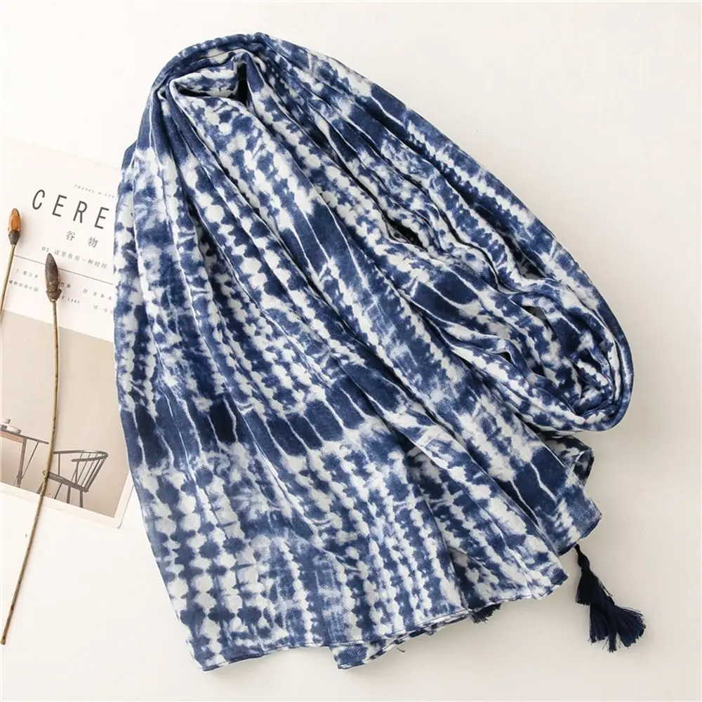 Cotton Linen Ethnic Style Scarf Retro Blue White Bandhnu Printing Shawl Print Tassel Scarf Neck Wrap Bohemia Large Shawl Women
Cotton Linen Ethnic Style Scarf Retro Blue White Bandhnu Printing Shawl Print Tassel Scarf Neck Wrap Bohemia Large Shawl Women