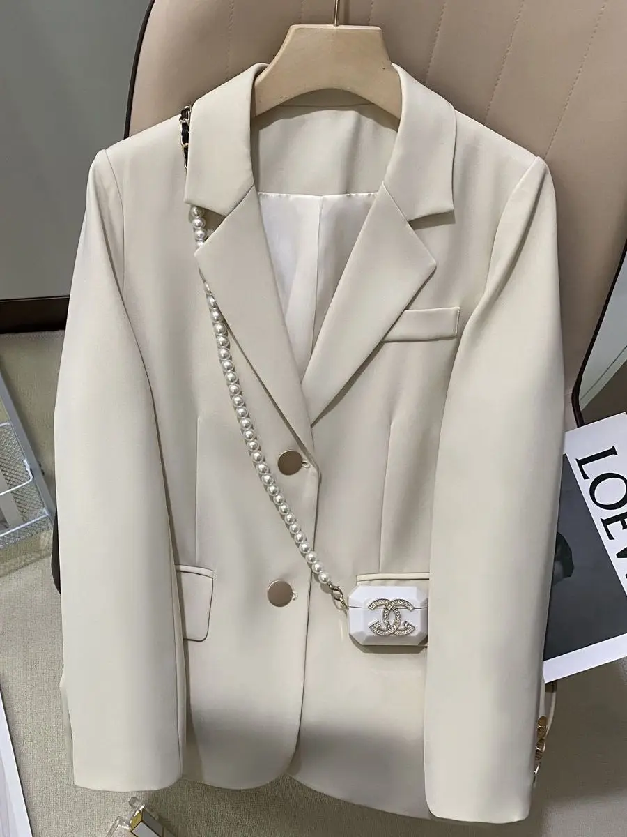 Spring and Autumn New High-end creamy-white Women Suit Jacket Korean-style Office Lady Elegant Loose Fashionable Small Suit Top
Spring and Autumn New High-end creamy-white Women Suit Jacket Korean-style Office Lady Elegant Loose Fashionable Small Suit Top