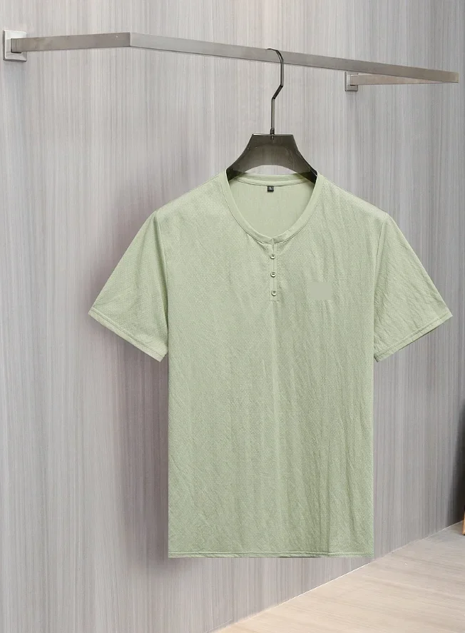 2024 SIJITONGDA Shirt silk men 2024 summer new short sleeve breathable thin embroidery quality big size M-2XL
2024 SIJITONGDA Shirt silk men 2024 summer new short sleeve breathable thin embroidery quality big size M-2XL
