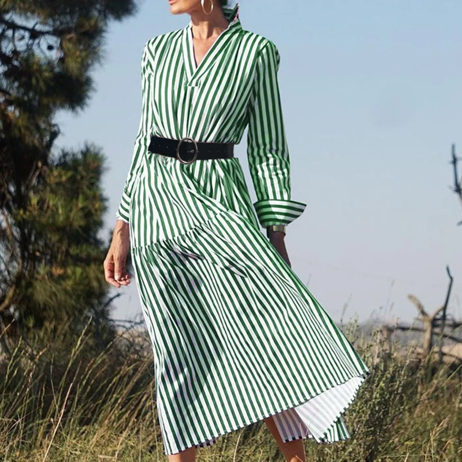 Hot Selling Tunic Dresses 2023 Ladies' Long Sleeve V-Neck Long Vertical Stripe Waist Slim Loose Swing Dress
Hot Selling Tunic Dresses 2023 Ladies' Long Sleeve V-Neck Long Vertical Stripe Waist Slim Loose Swing Dress