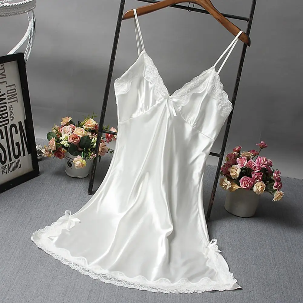 Bow-knot Night Dress Chic V Neck Spaghetti Strap Bow-knot Night Dress Solid Color Night Robe Loose Nightgowns Lady Nightdress
Bow-knot Night Dress Chic V Neck Spaghetti Strap Bow-knot Night Dress Solid Color Night Robe Loose Nightgowns Lady Nightdress